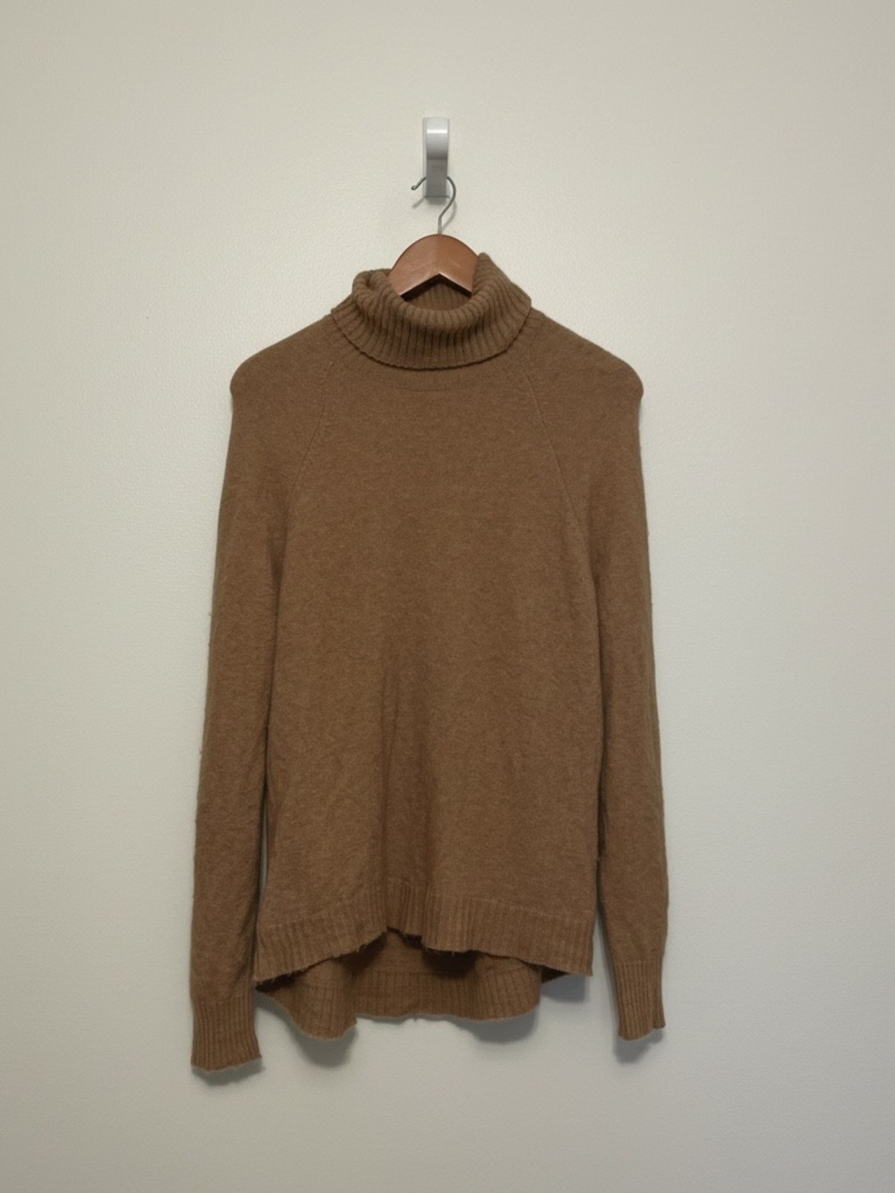 J. Crew Camel Turtleneck Nylon/Wool/Alpaca Blend Ribbed Cuff Sweater size L